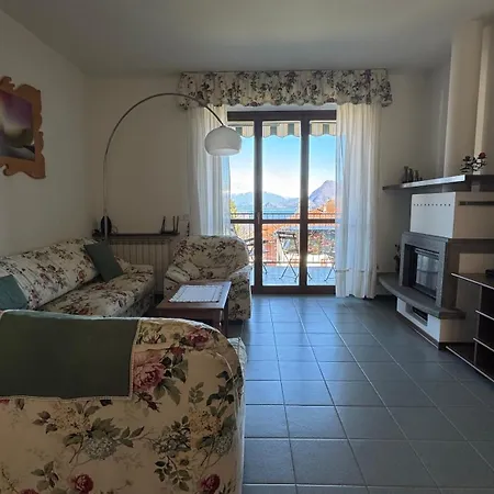 Casa Clivia - 3 Bedroom With View Апартаменты Стреза