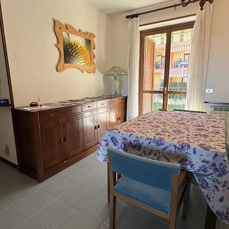 Casa Clivia - 3 Bedroom With View Stresa