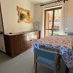 Casa Clivia - 3 Bedroom With View Stresa