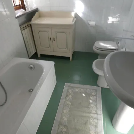 Casa Clivia - 3 Bedroom With View Апартаменты *